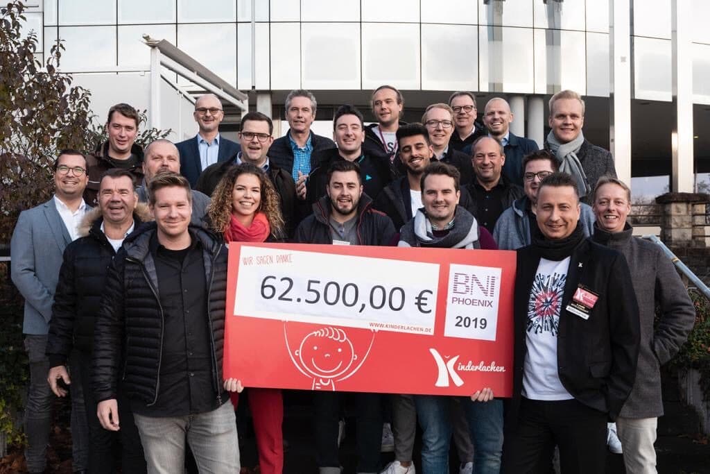 Spendenübergabe des BNI Chapter Phönix Dortmund an Kinderlachen e. V. im Jahr 2019: 62.500 €