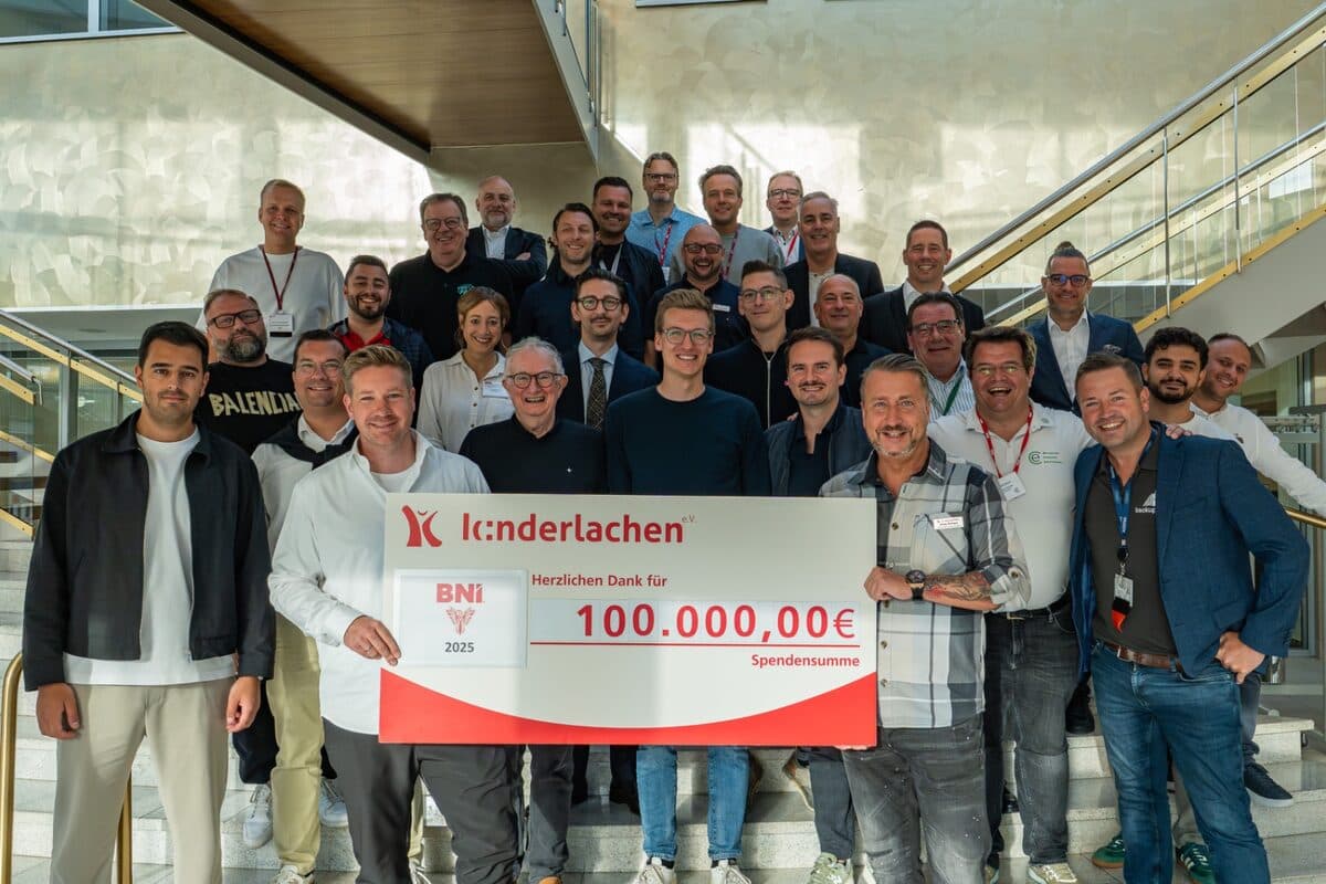 Spendenübergabe des BNI Chapter Phönix Dortmund an Kinderlachen e. V. im Jahr 2025: 100.000 €